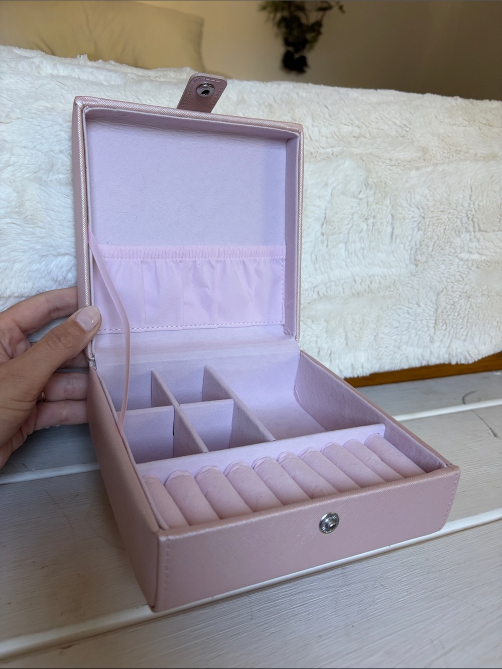 Compact Pink Travel Jewelry case/box